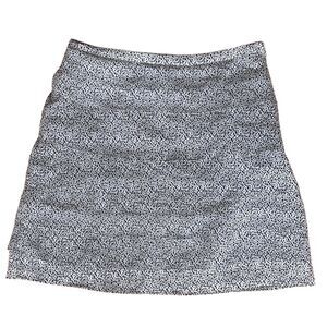 H&M Women's A-Line Knee Length Skirt Size 2 Black Animal Print